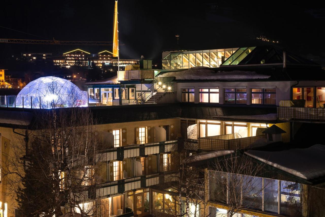 Hotel Cavallino Bianco - Weisses Roessl San Candido Esterno foto