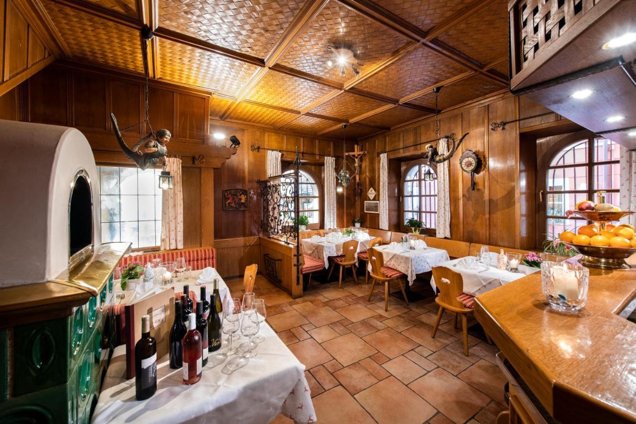 Hotel Cavallino Bianco - Weisses Roessl San Candido Esterno foto