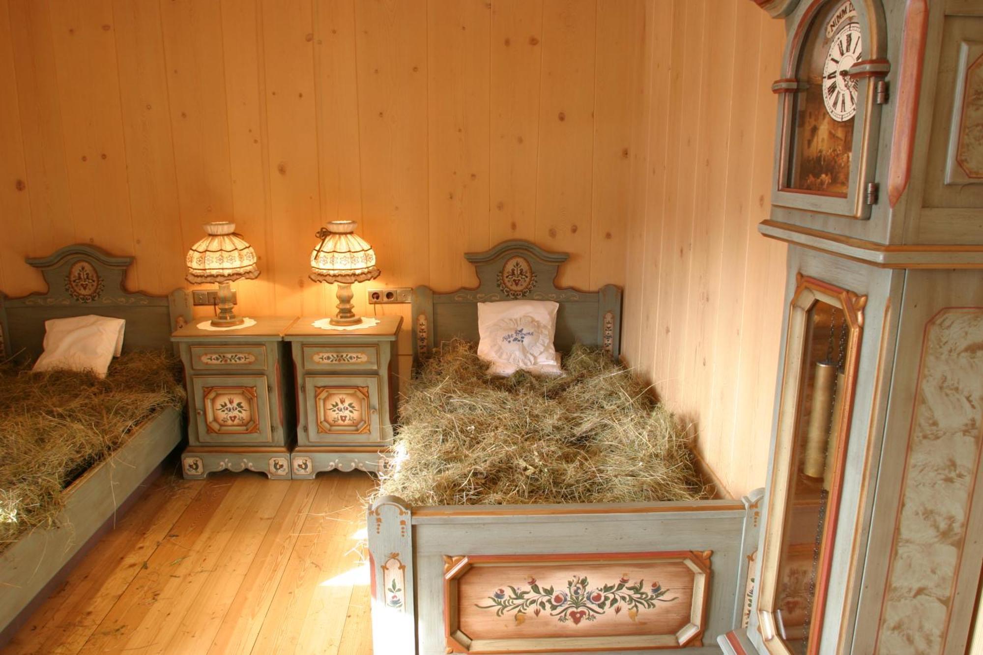 Hotel Cavallino Bianco - Weisses Roessl San Candido Esterno foto