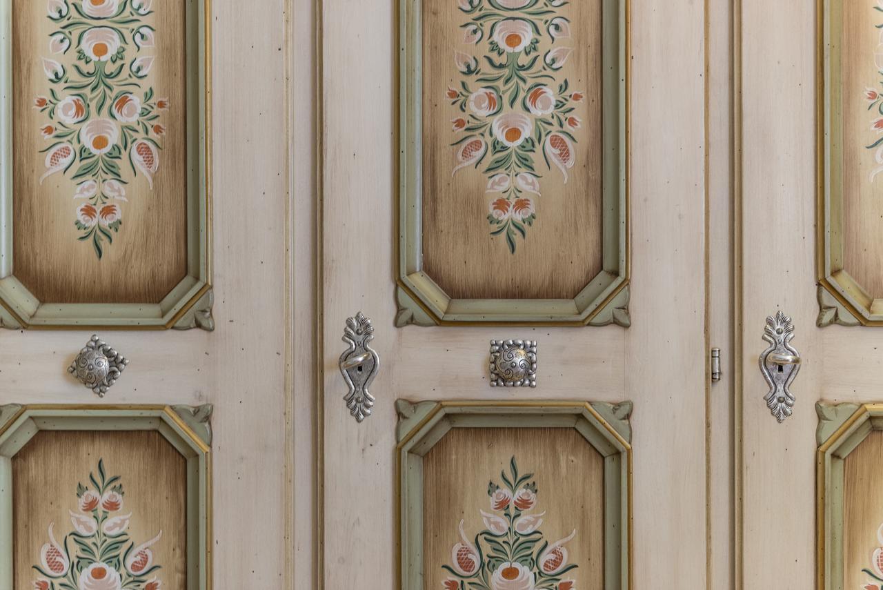 Hotel Cavallino Bianco - Weisses Roessl San Candido Esterno foto