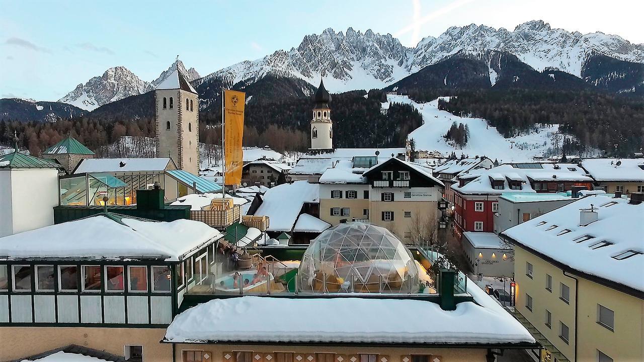 Hotel Cavallino Bianco - Weisses Roessl San Candido Esterno foto